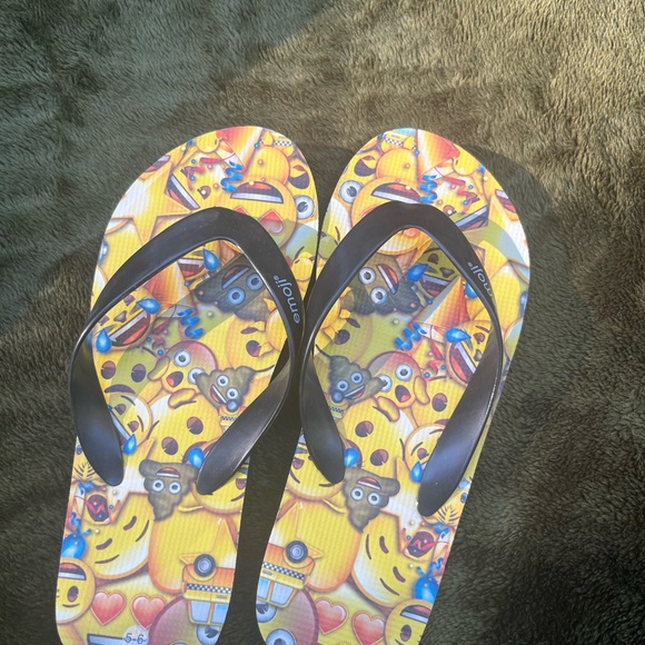 Flip flop - Picture 2 of 5